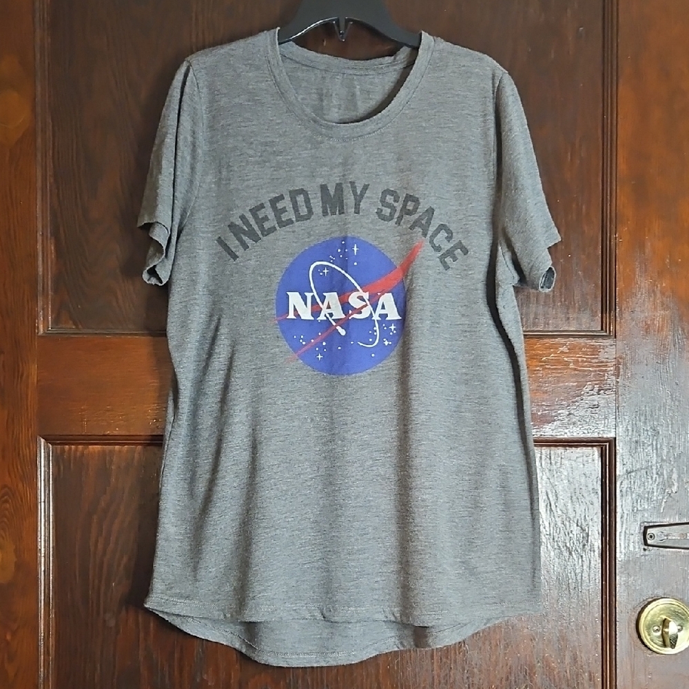 'I Need My Space' NASA Graphic T-Shirt - Size L